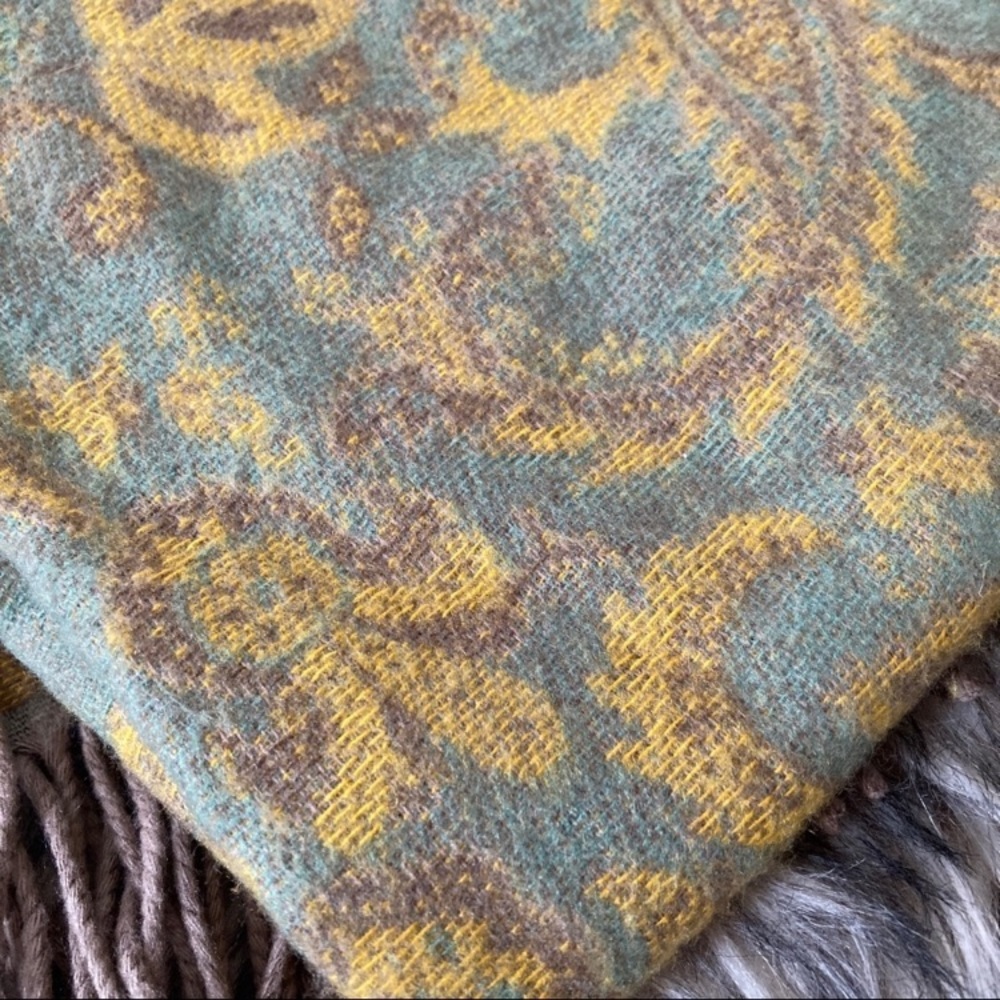 Terrific Warm Scarf